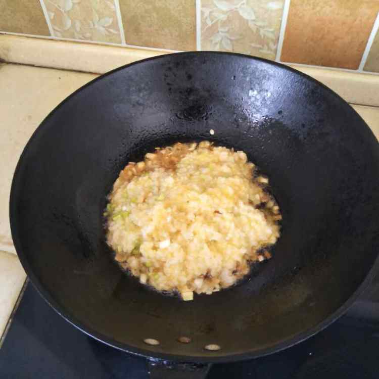 蛋炒饭步骤2