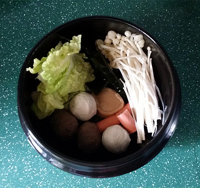 浓汤面疙瘩火锅步骤3