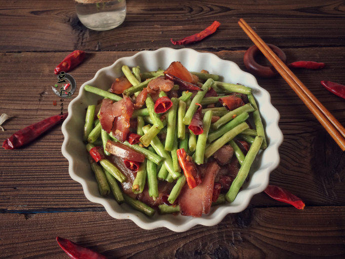 腊肉煸豇豆步骤8