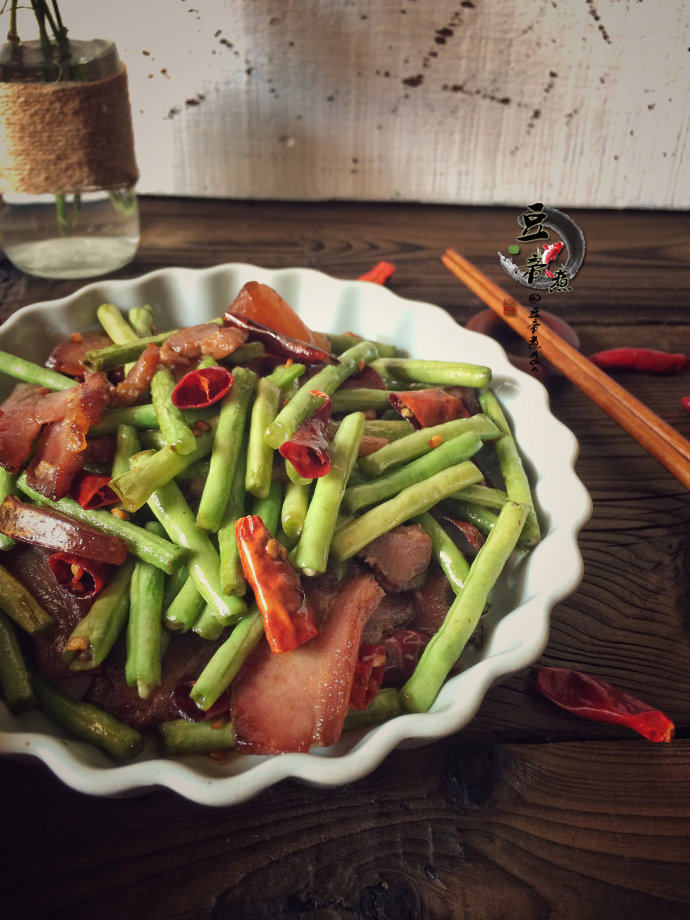 腊肉煸豇豆步骤7