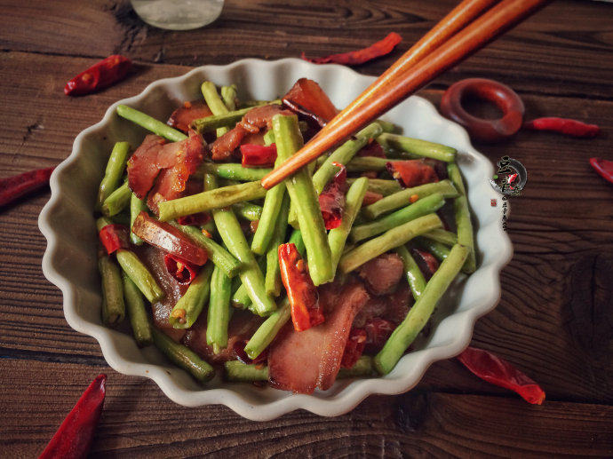 腊肉煸豇豆步骤10