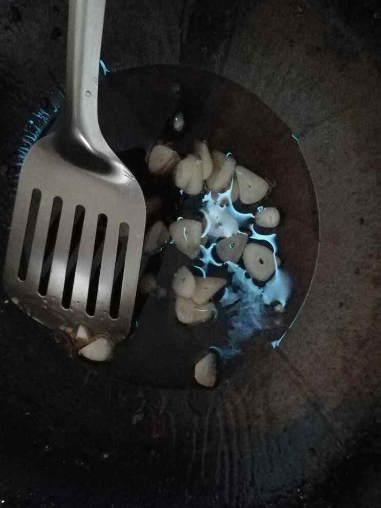 干煸菜花步骤3