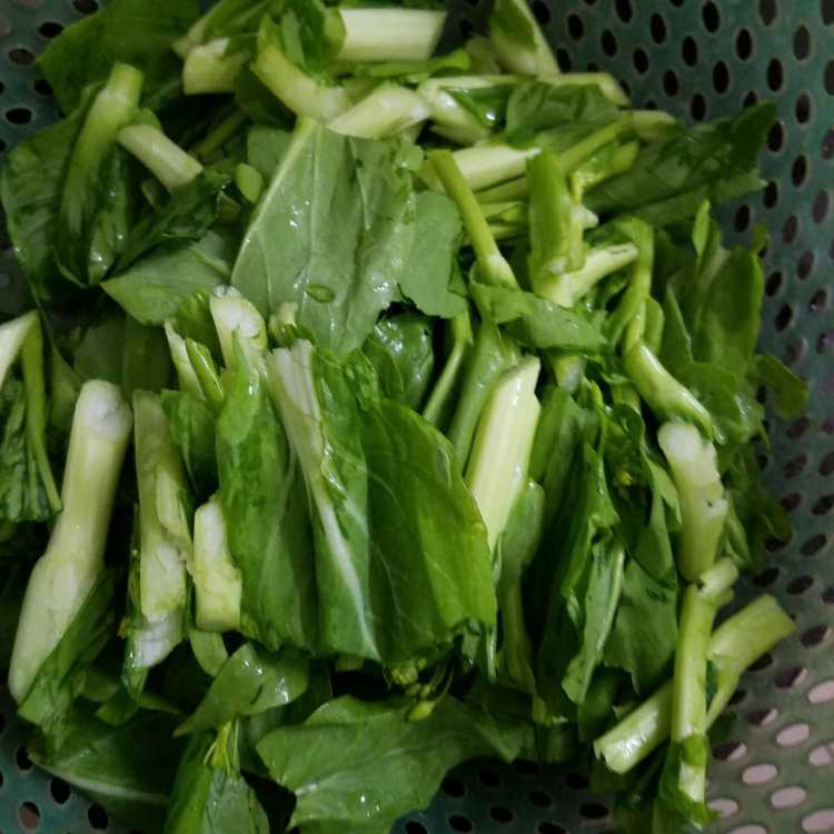 蒜蓉炒油菜心步骤3