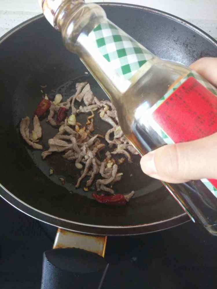 炒刺老芽步骤5