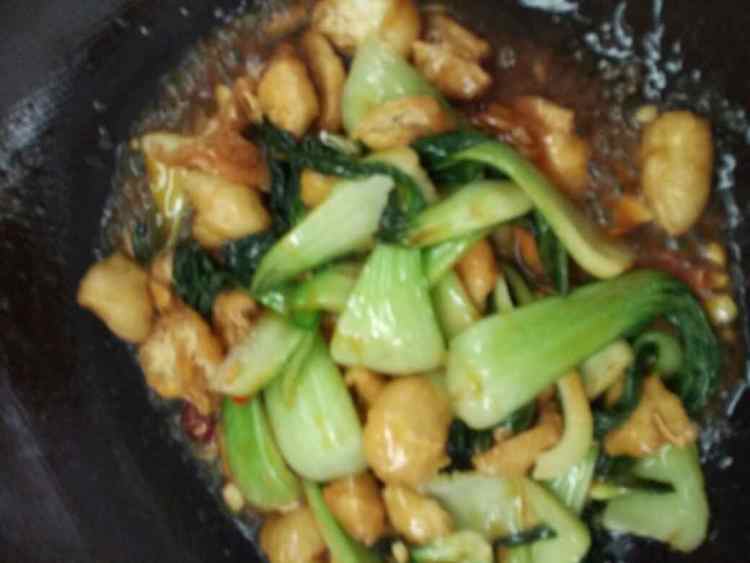 油豆腐烧上海青步骤8