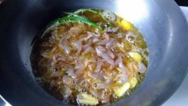 油爆虾步骤4