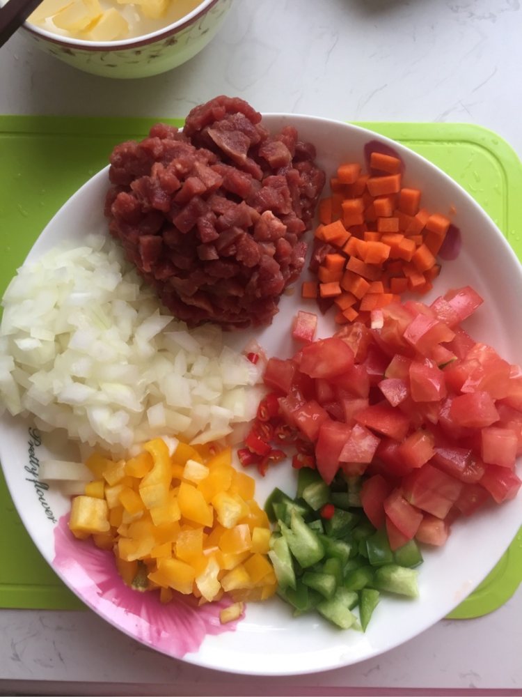 番茄肉末意面步骤2