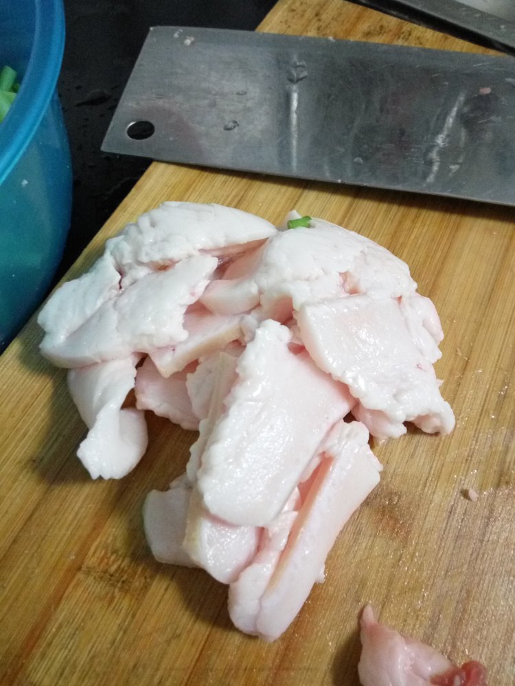 蒜薹肉丝步骤2
