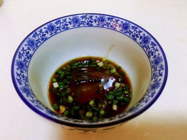 葱油汤面步骤3