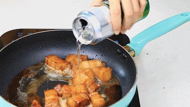 土豆炖肉步骤7