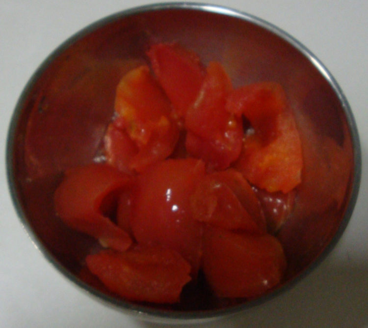 菜花炒西红柿步骤2