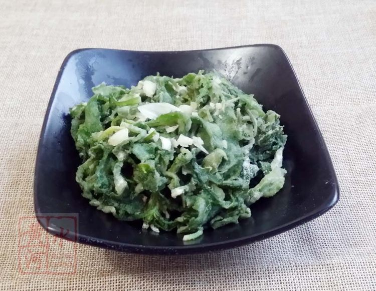 粉蒸荠菜步骤5