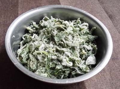 粉蒸荠菜步骤4
