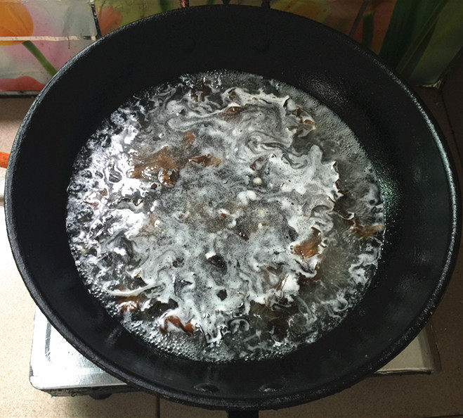 金针菇炝拌黑木耳步骤9