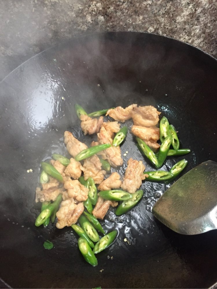 青椒小炒肉步骤8