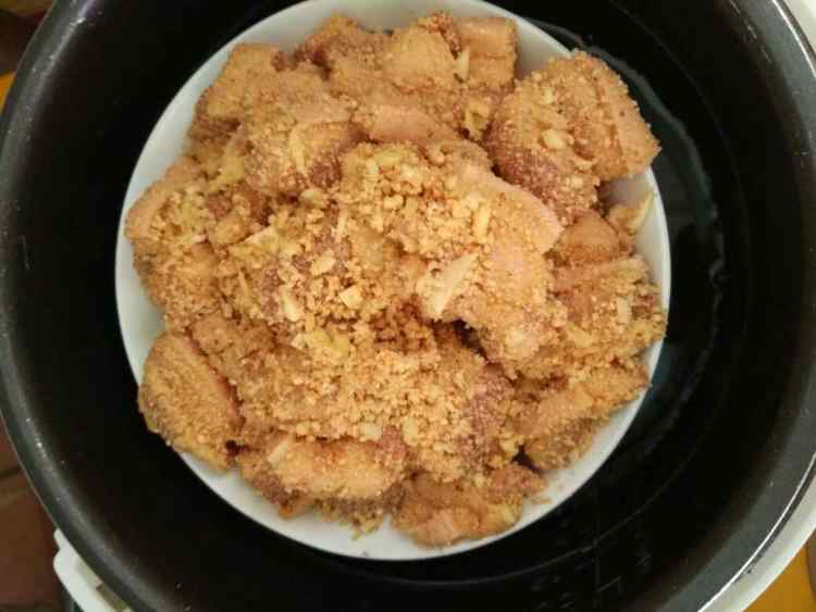 粉蒸肉步骤6