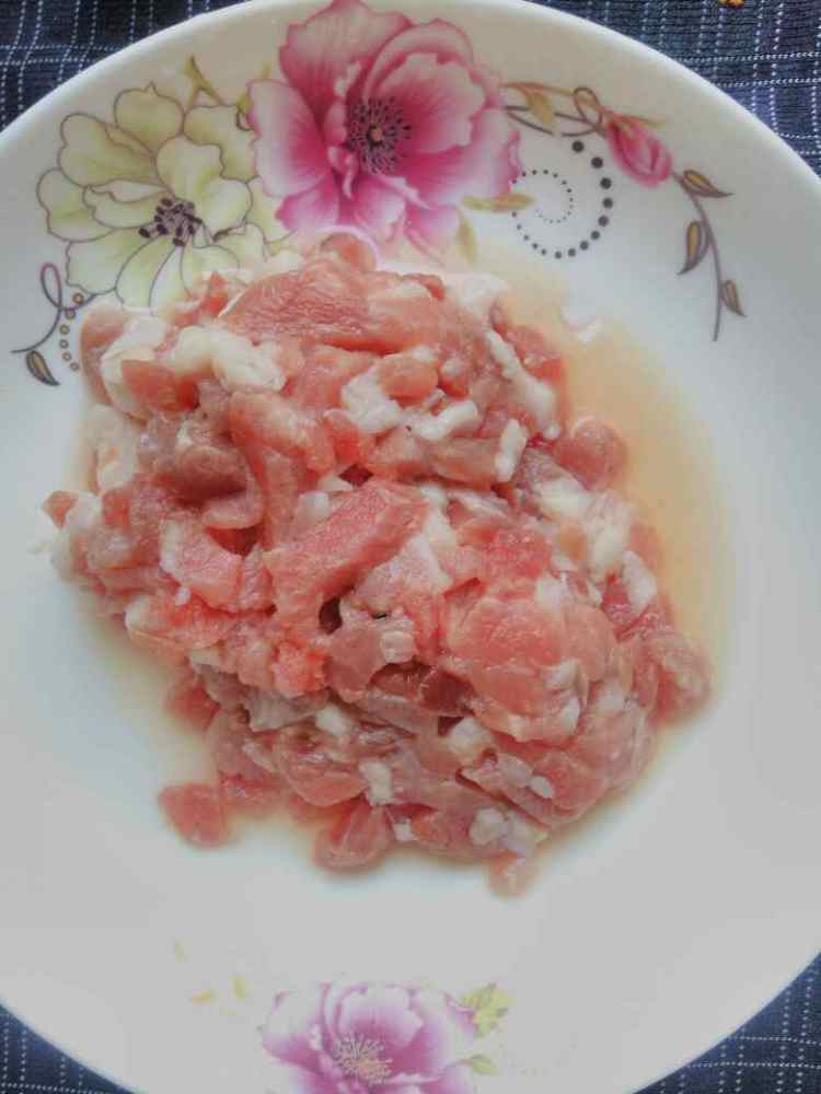 肉沫酱黄豆步骤2