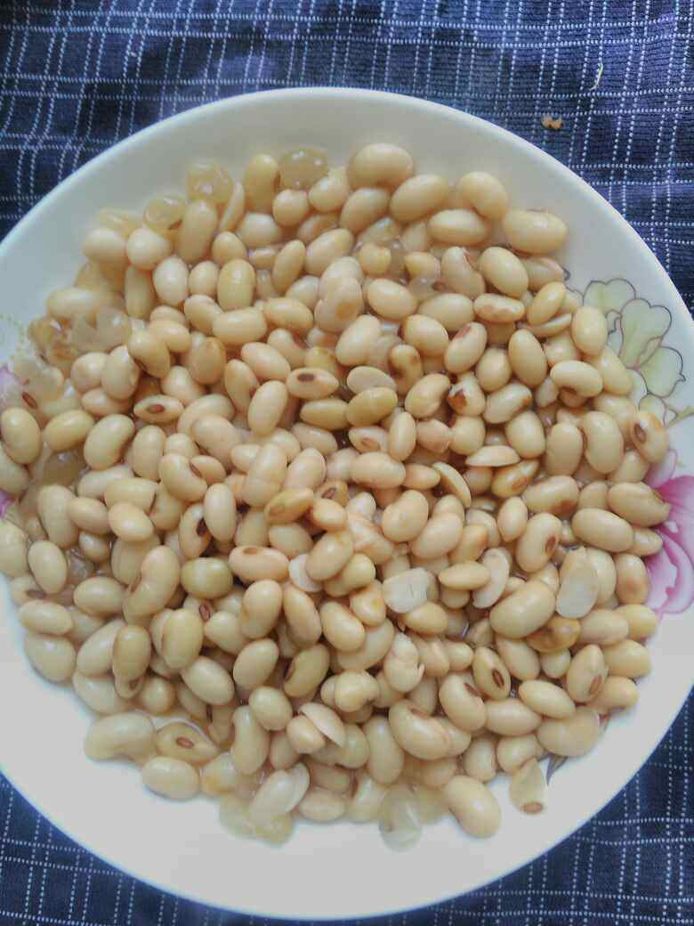 肉沫酱黄豆步骤1