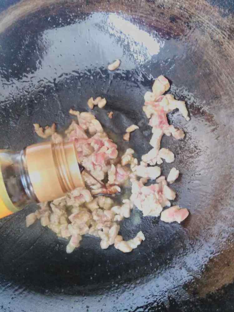 肉沫酱黄豆步骤5