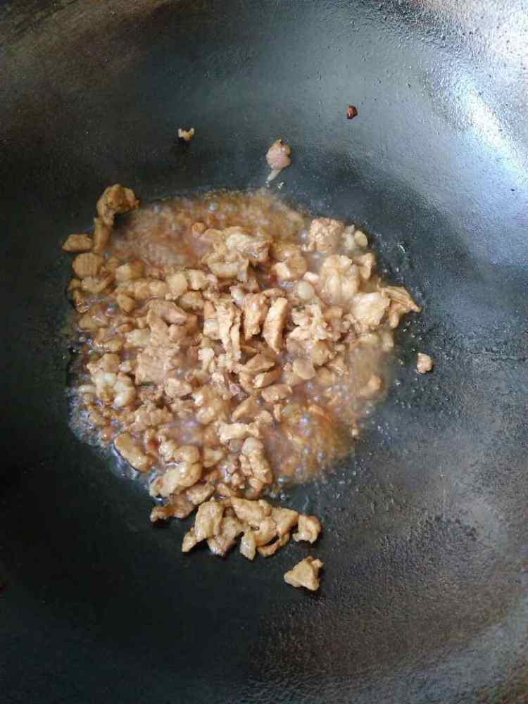 肉沫酱黄豆步骤8