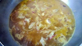 土豆芦笋炖小排步骤8