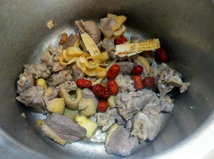 l老鸭玉米汤步骤4