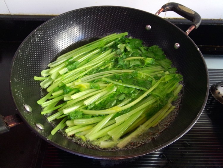 芹菜大馄饨步骤5