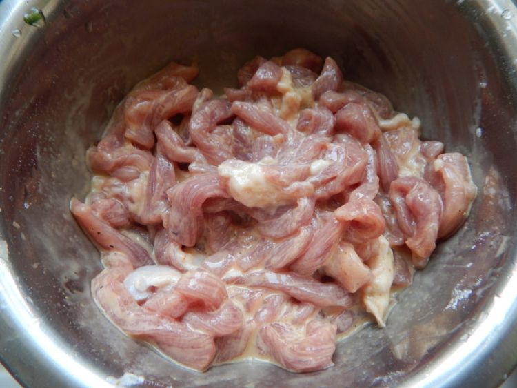 糖醋里脊肉步骤3