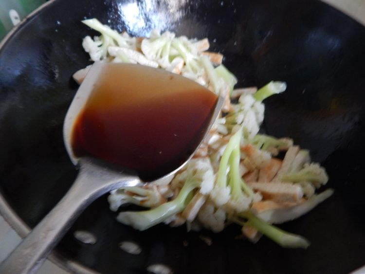 花菜烧豆腐步骤6