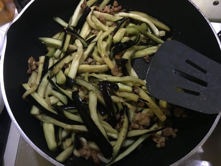 照烧茄子肉末粉丝步骤10
