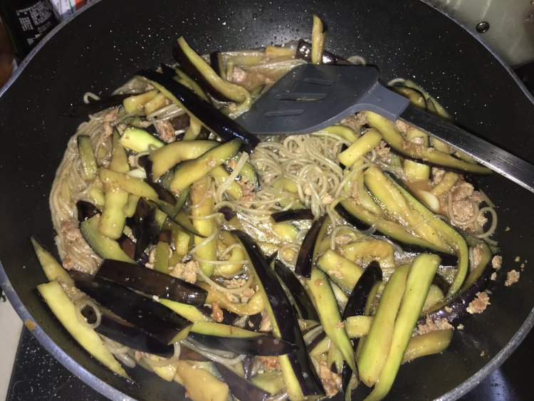 照烧茄子肉末粉丝步骤13