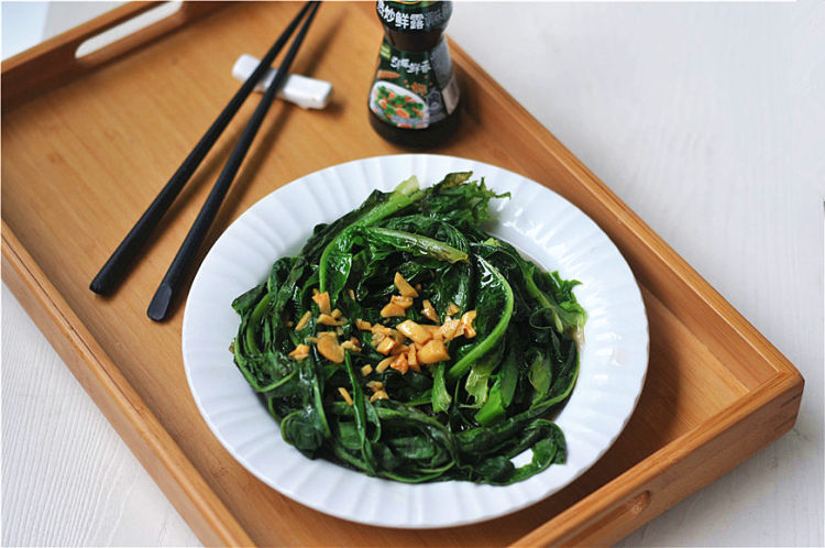 酱香油麦菜步骤5