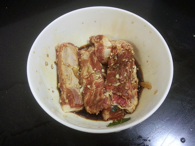 蒜香排骨步骤5