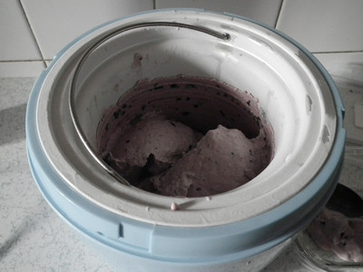 蓝莓冰淇淋步骤10