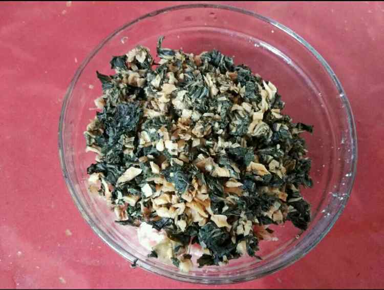 菜干蒸肉饼步骤3