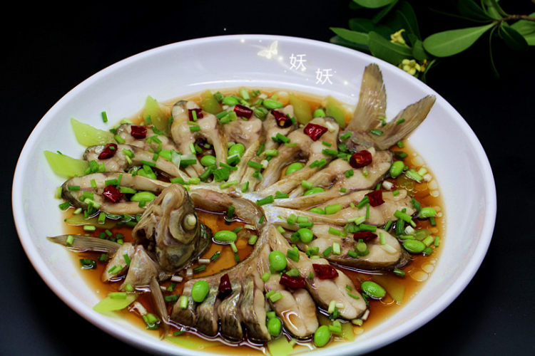 孔雀开屏鱼步骤9