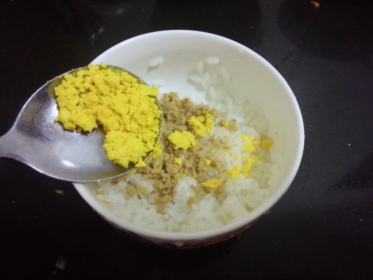 四色米饭团步骤9