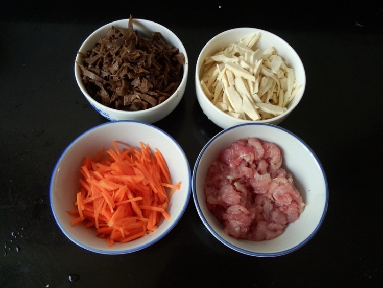 肉丝黑笋干盒子饼步骤2