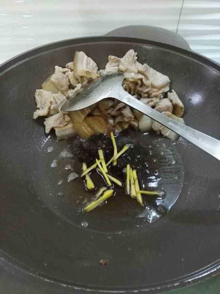 红糟春笋五花肉步骤5