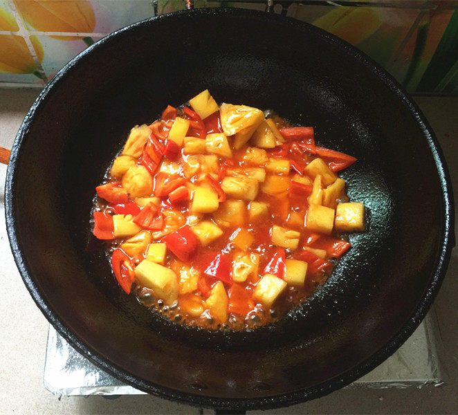 菠萝咕噜肉步骤11
