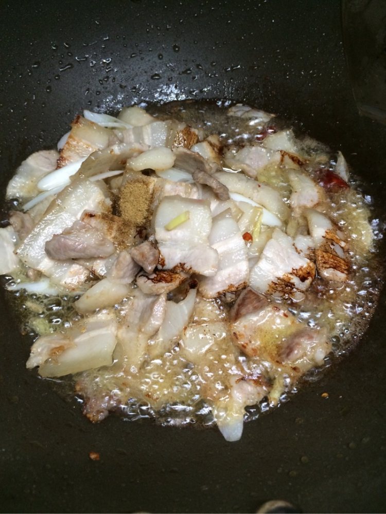 梅干菜炒回锅肉步骤6