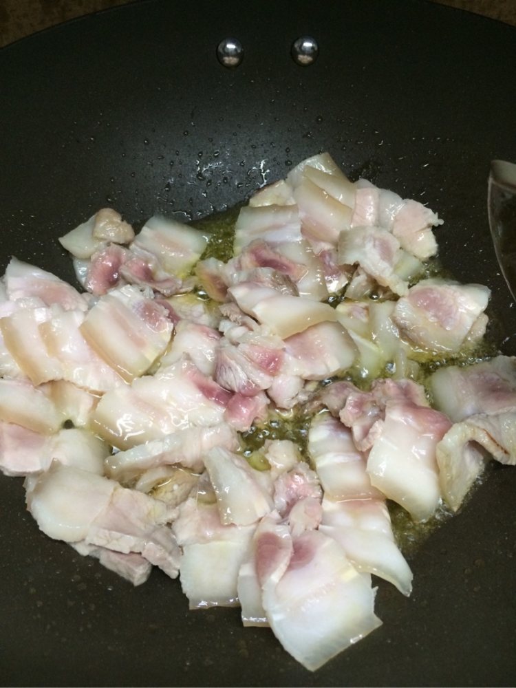 梅干菜炒回锅肉步骤4