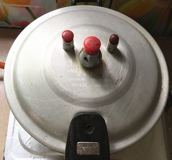 酥骨鲫鱼步骤11