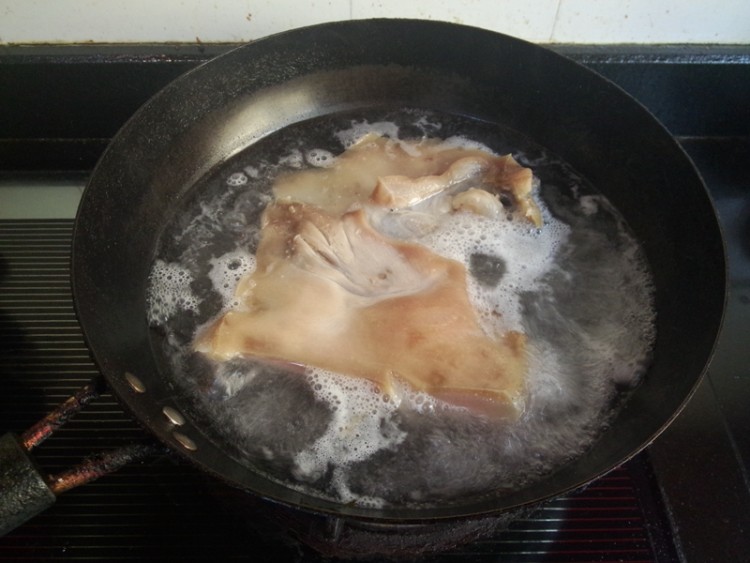 咸肉芋仔煲步骤3