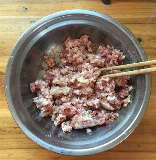 杂蔬玉米肉丸子步骤2