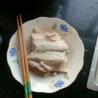 香椿红烧肉步骤4
