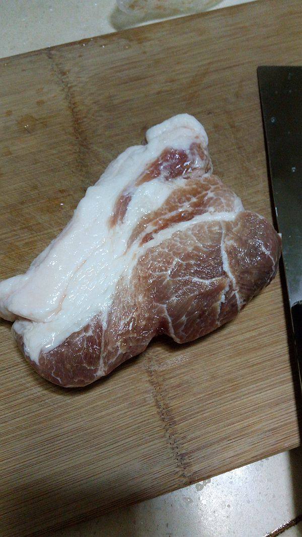 玫瑰露酒姜汁肉片步骤1
