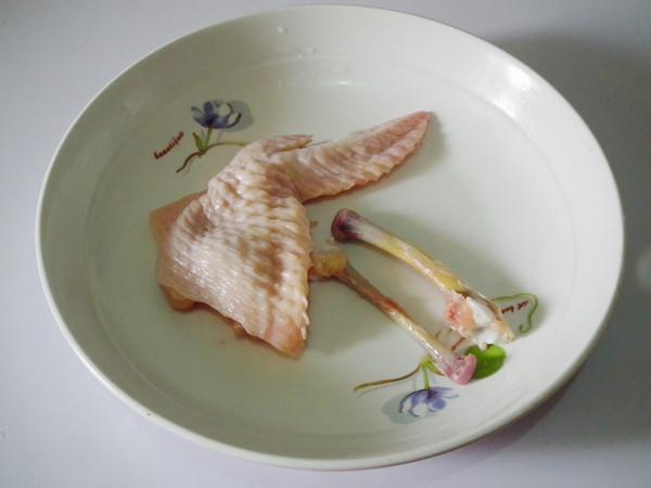 鸡翅包饭步骤2
