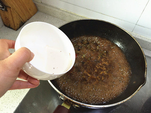 酱烧螺蛳步骤9