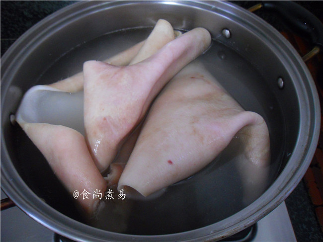 红烧猪皮步骤2